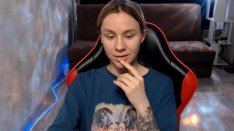 baby_kitte online show from March 20, 6:07 am