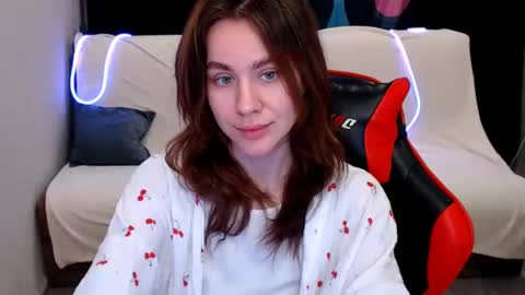 Snapshot of baby_kitte chatting on January 1, 7:41 am baby_kitte online show from January 1, 7:41 am