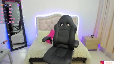 Snapshot of baby_love03 chatting on February 20, 8:50 am Dulce Stefa online show from February 20, 8:50 am