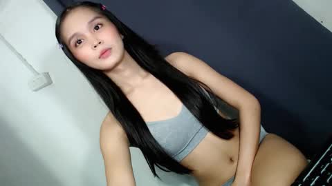 baby_zoexx online show from September 24, 10:49 pm