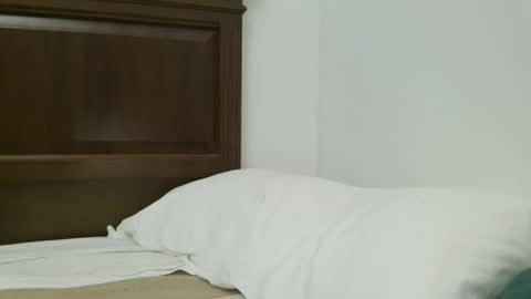 babyandthebeasts online show from March 31, 4:24 am