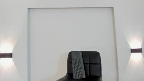    online show from September 22, 12:48 am