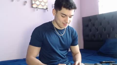 Hey Im Zayn good to see u here online show from October 19, 8:02 pm