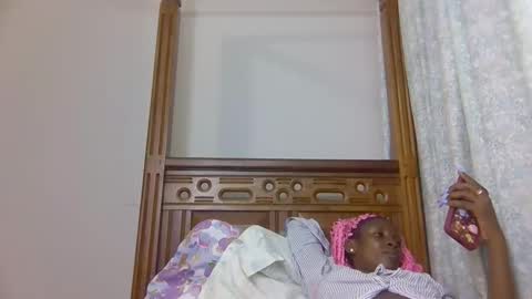 babytylerr online show from November 28, 9:27 am