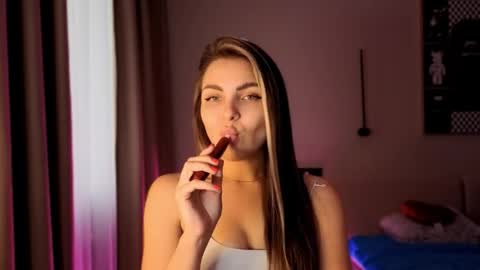 Snapshot of babyy_doll chatting on September 18, 7:01 am JOIN FAN CLUB TO GET MY CONTENT FOR FREE online show from September 18, 7:01 am