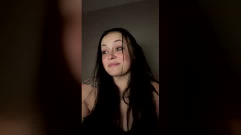 babyyky online show from May 25, 11:33 pm