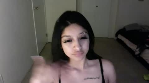 babyynaughty online show from November 24, 7:40 am