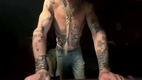 backwoodswolf online show from February 1, 2:41 am