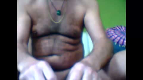 Snapshot of badboy2406 chatting on February 9, 7:26 am badboy2406 online show from February 9, 7:26 am