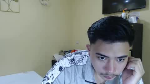 Snapshot of badboy_hanns chatting on December 10, 12:49 pm HANNS online show from December 10, 12:49 pm