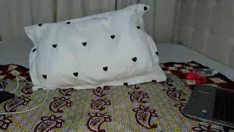 baddie_caramell online show from September 9, 9:37 pm