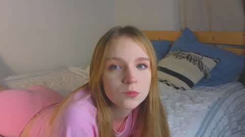Kate online show from June 18, 4:12 pm