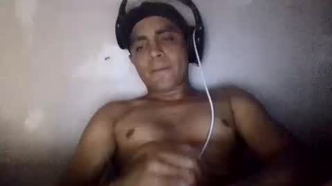 EMMA95 online show from February 1, 10:05 am