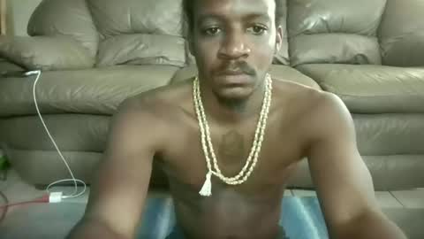 bahamian_linga online show from June 8, 1:12 pm