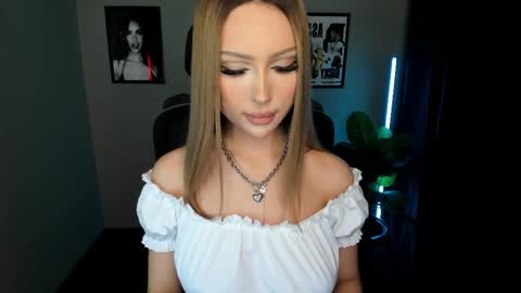 Baklajan online show from October 17, 5:06 pm