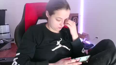 bambiboo8113 online show from March 10, 6:12 pm