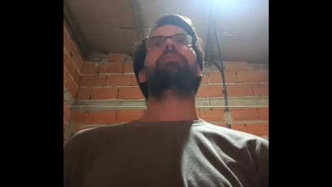 Ezequiel online show from October 3, 1:59 am