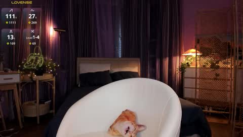 Allie online show from February 18, 12:27 pm