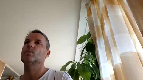 bananasplit1900 online show from February 5, 8:40 am