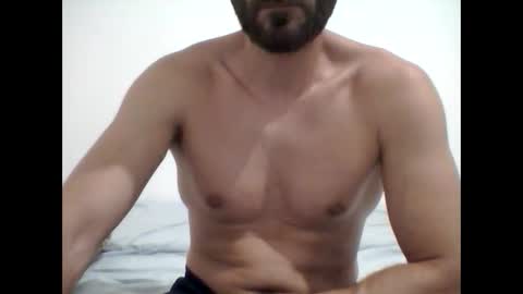 banciuclaudiu87 online show from June 9, 1:06 am