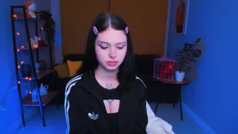Snapshot of barbara_xkiss chatting on February 12, 5:47 am Barbara online show from February 12, 5:47 am