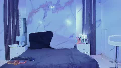 BARBARA FERRER online show from March 25, 12:12 pm