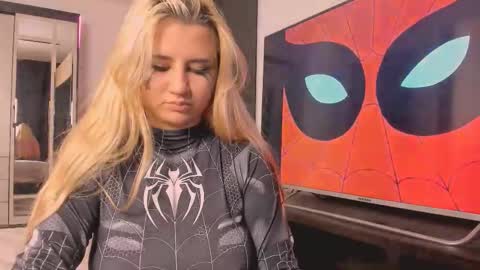 barbarasiren online show from September 21, 4:22 pm