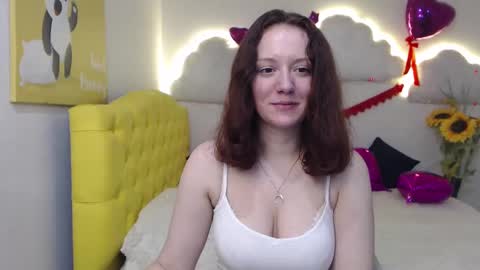 Snapshot of barbarastily chatting on March 6, 4:38 pm barbarastily online show from March 6, 4:38 pm