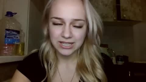 barbie___girl online show from February 24, 6:55 pm