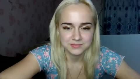 barbie___girl online show from November 27, 6:59 pm