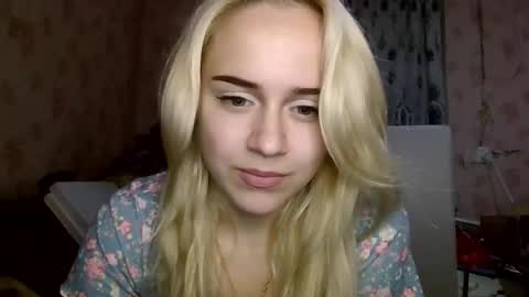 barbie___girl online show from November 16, 3:25 pm