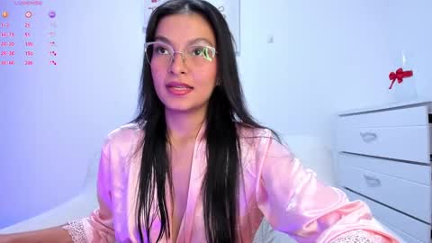  independet model online show from March 12, 2:30 am