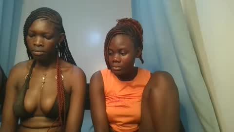 queen online show from December 21, 9:38 am