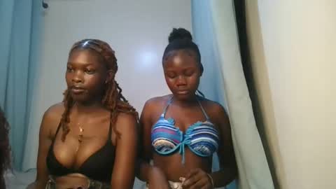 queen online show from February 24, 8:34 pm