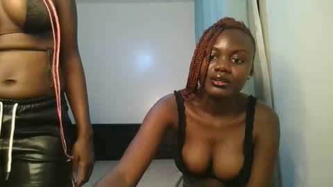 queen online show from November 14, 10:44 pm