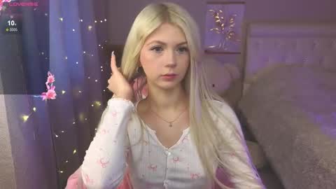 Stacy online show from December 5, 7:29 am