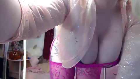 ely ink online show from February 7, 4:21 pm