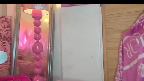 Snapshot of barbieely chatting on March 9, 3:05 pm ely ink online show from March 9, 3:05 pm