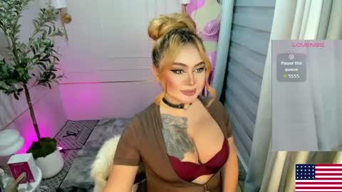 Miss Alexa Fields  online show from June 21, 9:32 pm