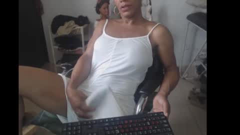 bardotbigcocktsx online show from March 10, 12:38 pm