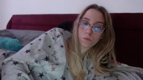 Lena online show from March 3, 11:06 am