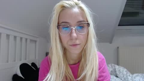 Lena online show from October 21, 6:33 pm