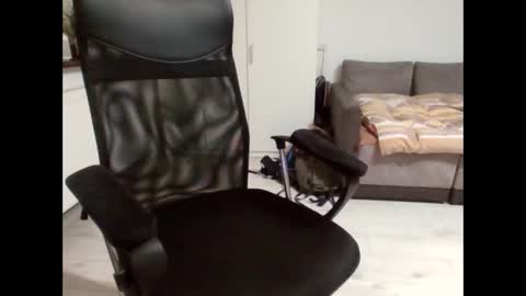 bart_1987 online show from March 22, 8:02 pm