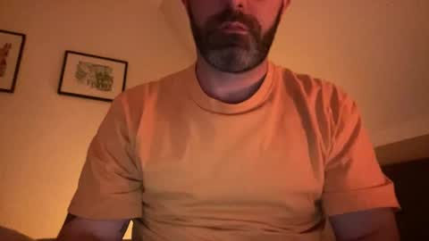 basstard_one online show from May 17, 2:10 am