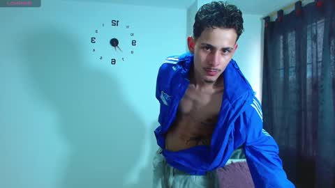 Bastian online show from October 3, 8:39 pm