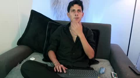 Bastian online show from May 25, 4:40 am
