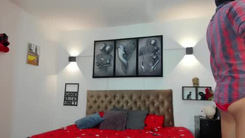 bastian_jones1 online show from September 11, 7:37 pm