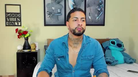 bastian_jones1 online show from March 9, 7:12 am