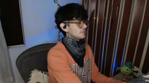 Bastiel online show from December 2, 1:48 am