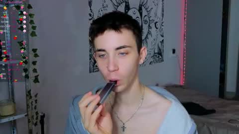 mett online show from October 17, 3:38 pm